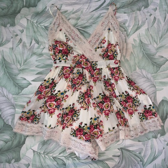 Wishlist Dresses & Skirts - Mini romper! Wishlist Dresses & Skirts - Mini romper!